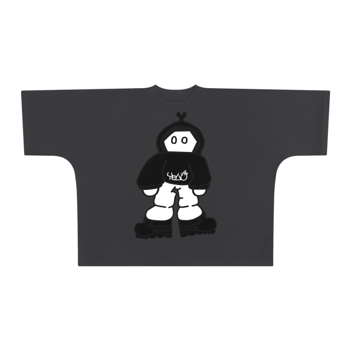 Yolfy Cut Boxy Tee
